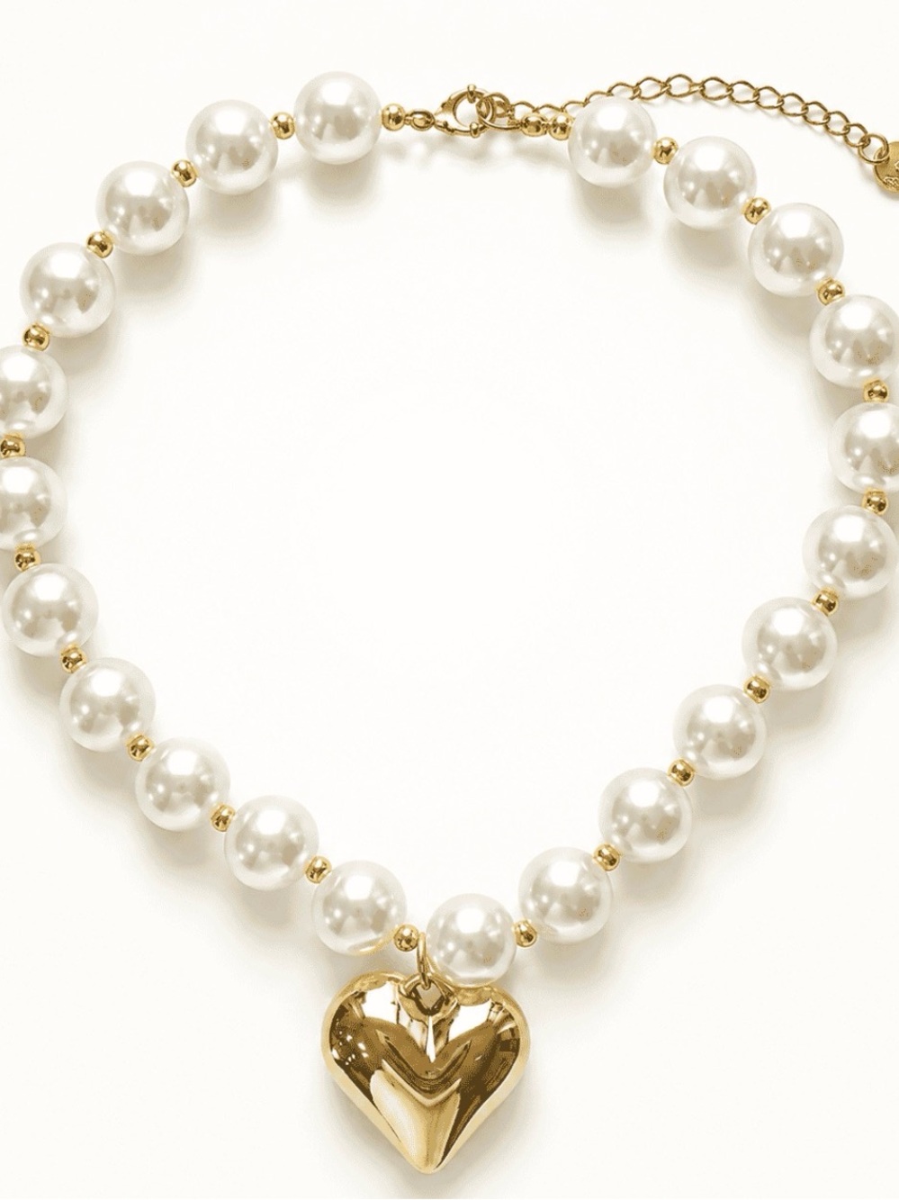Mayamar Chunky Pearl Heart Pendant  necklace
